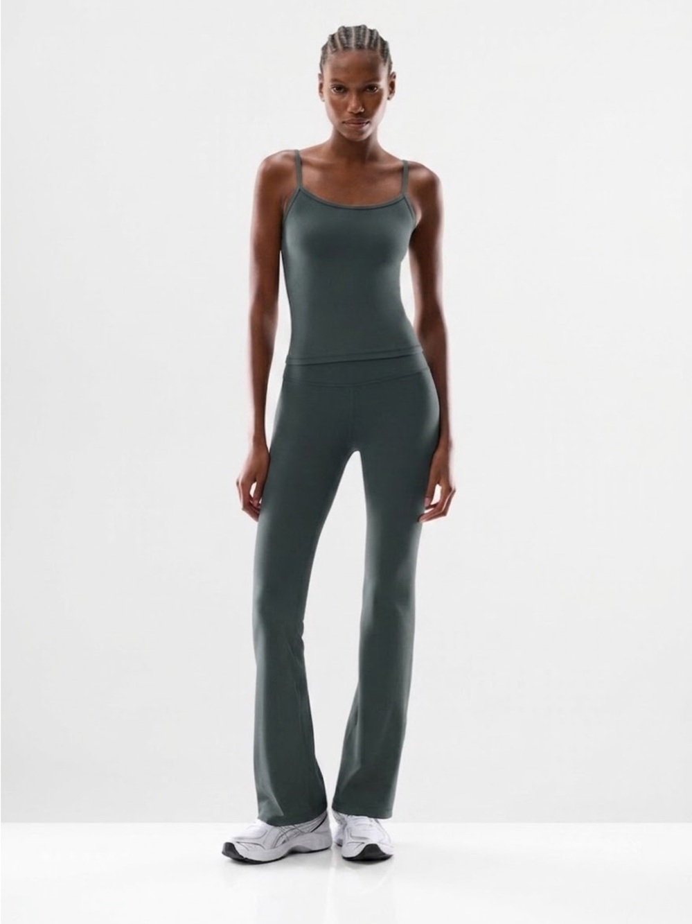 Aritzia Golden BUTTER Cheeky Hi-Rise Flare 32" Legging | Mineral Green